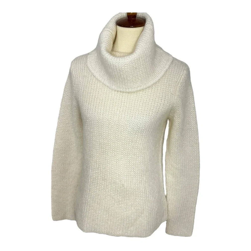 Ralph Lauren Cozy White Turtleneck Sweater Mohair Open Knit Cozy Winter Ski Snow - Picture 2 of 9